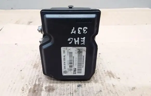 Volkswagen PASSAT B7 ABS Pump 3AA614109AL