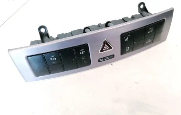 Mercedes-Benz CLC CL203 Hazard light switch 2038700151 33635803