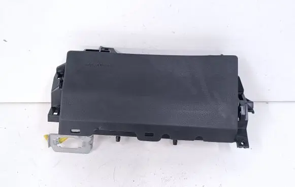 Subaru Outback (BT) Knee airbag 