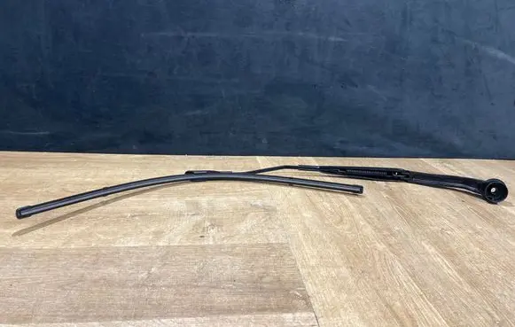 Ford Kuga II Front wiper blade arm CJ5417C495AF