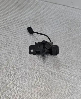 Opel Astra K Engine bonnet/hood lock/catch 39085676 17139