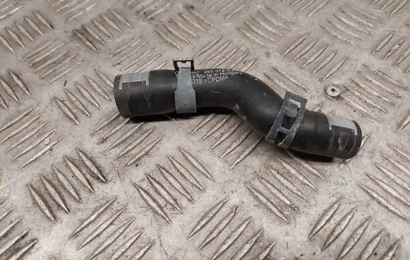 Audi Q7 4M Engine coolant pipe/hose 4M0265372C