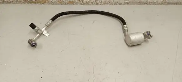 Air conditioning (A/C) pipe/hose