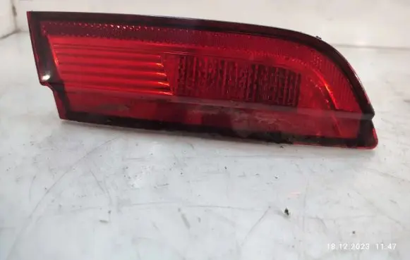 Jaguar XF X250 Tailgate rear/tail lights 8X2315K273CD