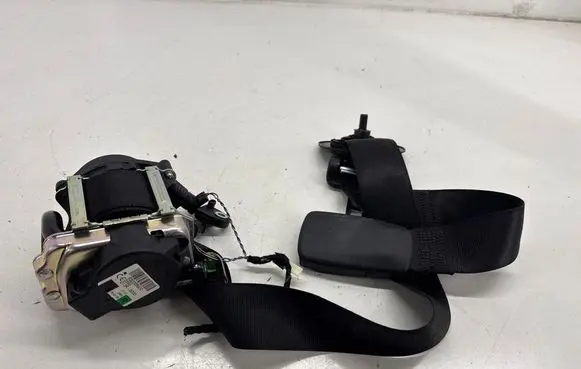 BMW X1 F48 F49 Front seatbelt 7428112 72117428112