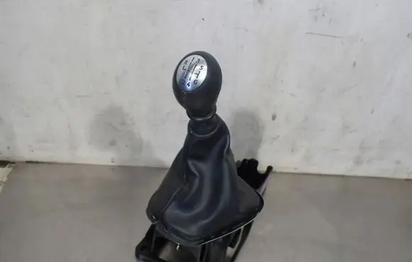 Renault Scenic III - Grand scenic III Gear selector 8201021402