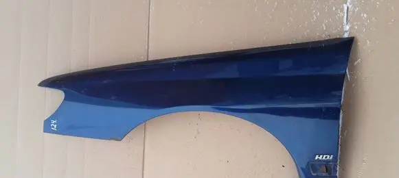 Peugeot 406 Fender