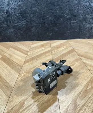 Mercedes-Benz E W212 ABS Pump A2124312912