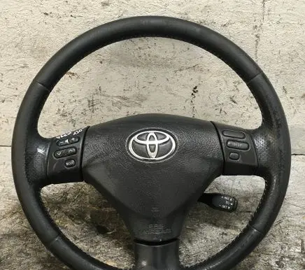 Toyota Corolla Verso E121 Steering wheel