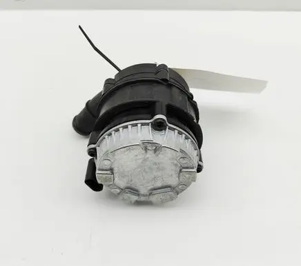Volkswagen Multivan T6 Electric auxiliary coolant/water pump 04L965567 0392024003