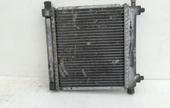 Mercedes-Benz 190 W201 Coolant radiator