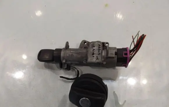 Skoda Fabia Mk2 (5J) Ignition lock