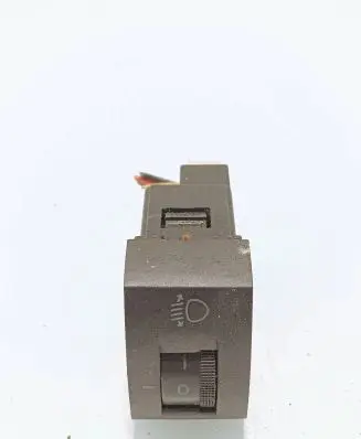 Hyundai Elantra Headlight level height control switch 933702d100