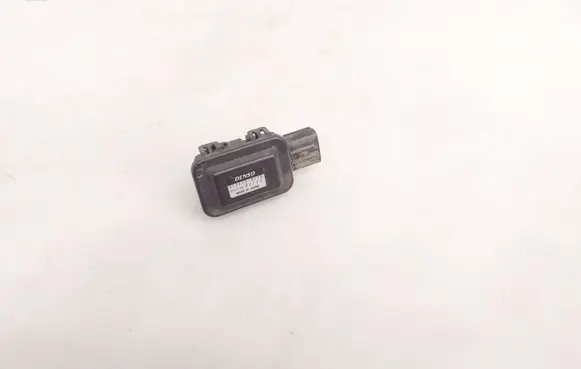 Lexus ES 300h (7th Gen) Sensor 0136500110