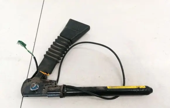 Opel Zafira A Front seatbelt buckle 90560656