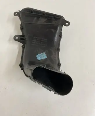 Jaguar XJ X351 Air intake duct part 8X239A673AB AW939A673AA