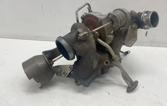 Mercedes-Benz C W204 Turbo A6510906180 A6510907880