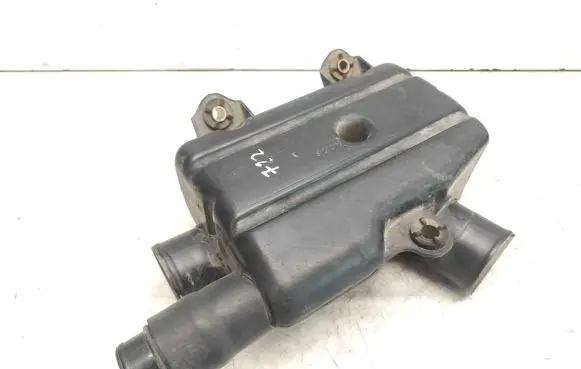 Intake resonator