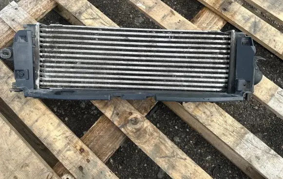 Renault Trafic II (X83) Intercooler radiator 8200411160C 988650BB 93854162