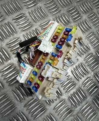 Nissan X-Trail T32 Fuse module 4CL0B