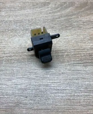 Chrysler Voyager Electric window control switch 4685435