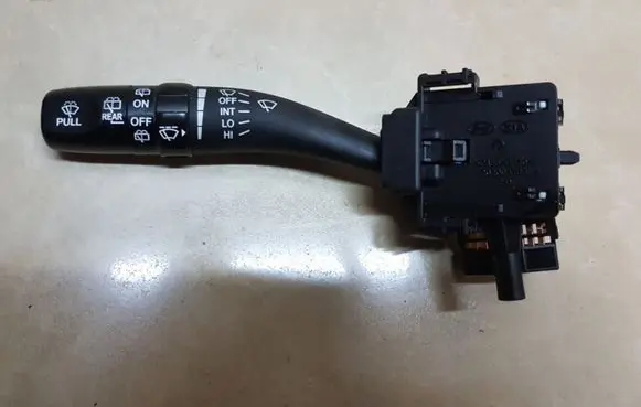 Hyundai Santa Fe Wiper control stalk