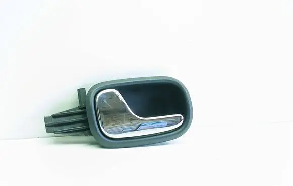 Audi A4 S4 B5 8D Rear door interior handle 8D0839019
