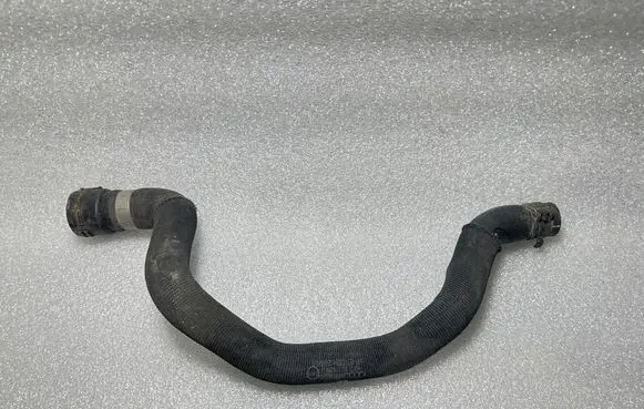 Audi A6 S6 C6 4F Engine coolant pipe/hose 4F0121109J