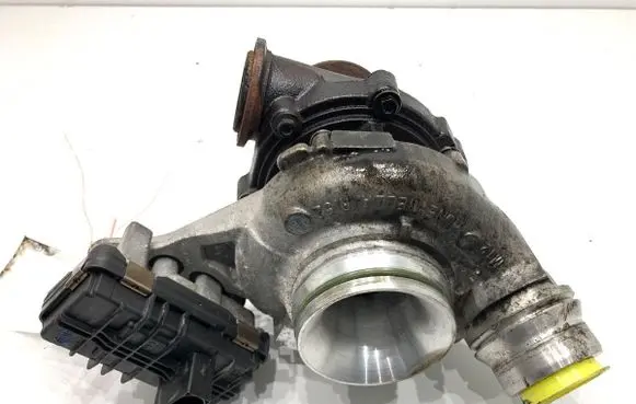 BMW 3 GT F34 Turbo 8570082