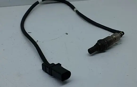 Volkswagen Golf VII Lambda probe sensor 04L90626A