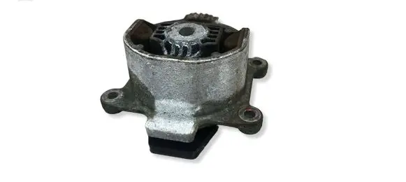 Jaguar I-Pace Engine mount bracket 