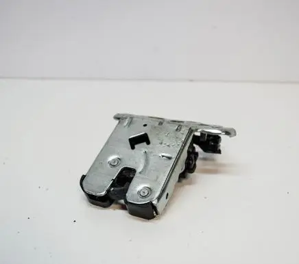 Volkswagen Jetta VI Tailgate/trunk/boot lock/catch/latch 5C6827505D