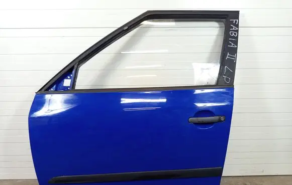 Skoda Fabia Mk2 (5J) Front door DRZWIFABILPACF