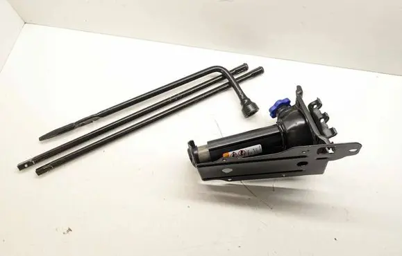 Chevrolet Tahoe Lift Jack 84867899