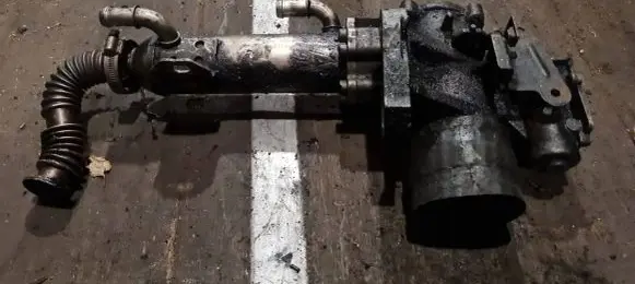 Volvo XC90 EGR valve cooler 880182B