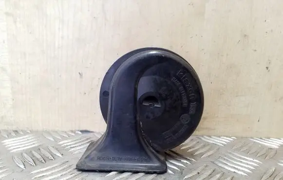 Volkswagen Golf IV Horn signal 3B0951223B