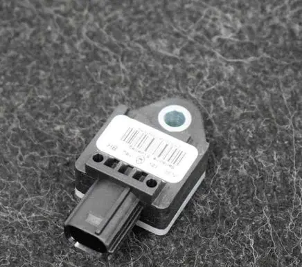 Maserati GranTurismo Airbag deployment crash/impact sensor