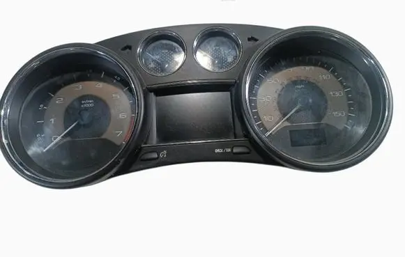 Peugeot RCZ Speedometer (instrument cluster) 9673983680
