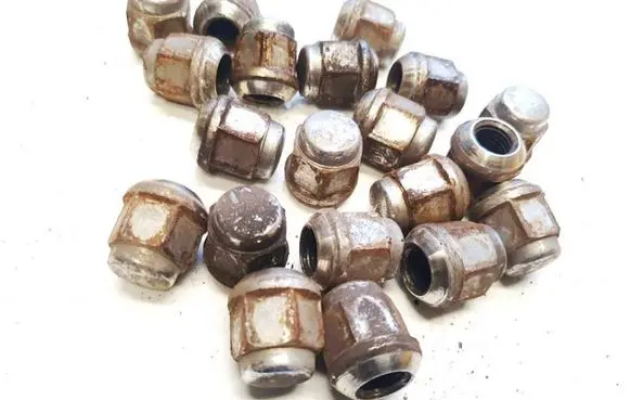 Honda FR-V Nuts/bolts 