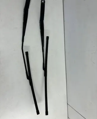 Volkswagen Golf VI Front wiper blade arm 1Q1955410 1Q0955409