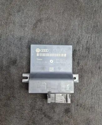Audi A6 S6 C6 4F Gateway control module 4L0907468B 4L0910468A