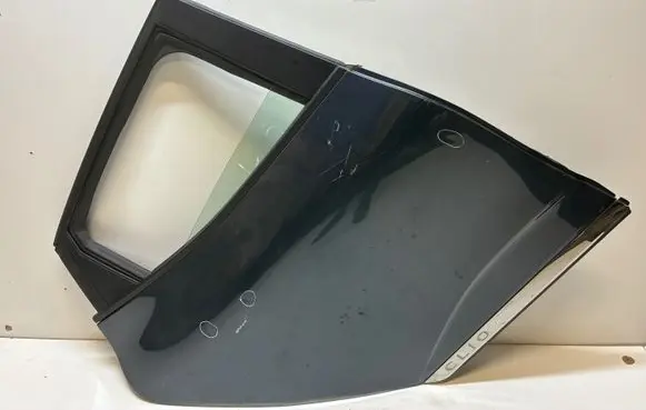 Renault Clio V Rear door