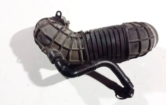 Audi A4 S4 B7 8E 8H Air intake hose/pipe 8e0129615j