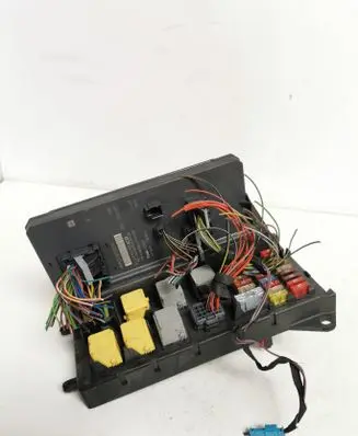 Mercedes-Benz Sprinter W906 Fuse module A9069006303 A9069024301