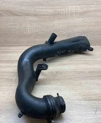 Volkswagen Jetta V Intercooler hose/pipe 1K0129654K 446143602