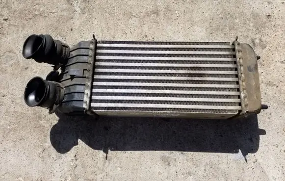 Citroen C3 Intercooler radiator 9680275480