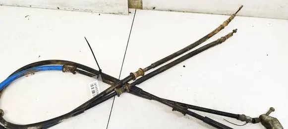 Gear shift cable linkage