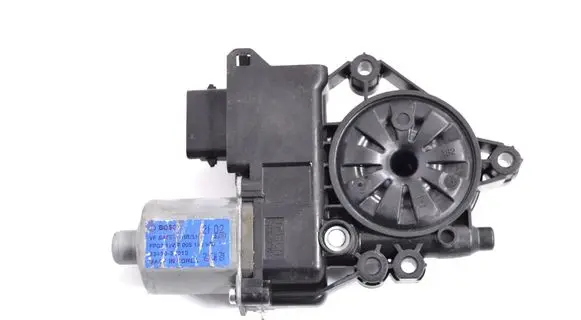 Toyota Hilux (AN10, AN20, AN30) Rear door window regulator motor 334503Z010