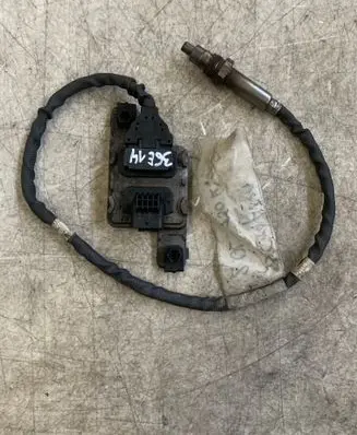 Volkswagen Crafter Lambda probe sensor 04L907805AK