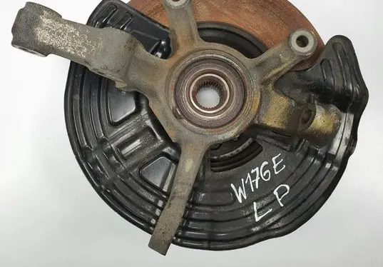 Mercedes-Benz A W176 Front wheel hub spindle knuckle
